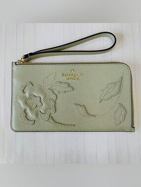 NWT Kate Spade Large Wristlet - Sage Green Floral